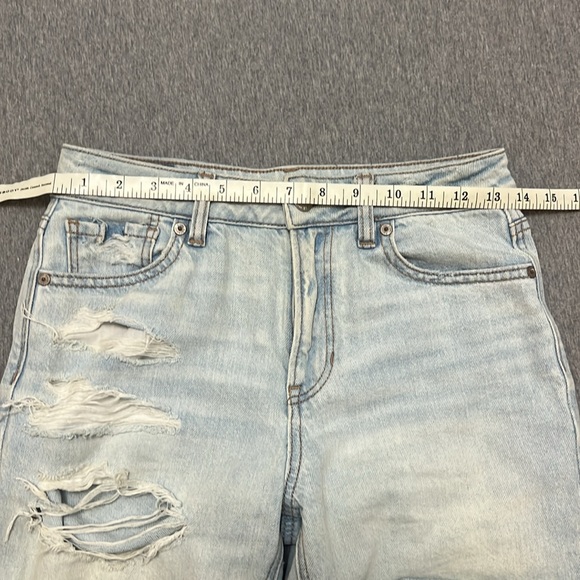American Eagle distressed mom jeans size 0 - Picture 4 of 7
